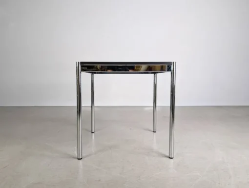 Pamono Small Square White Desk from USM Haller Online