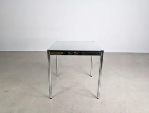 Pamono Small Square White Desk from USM Haller Online