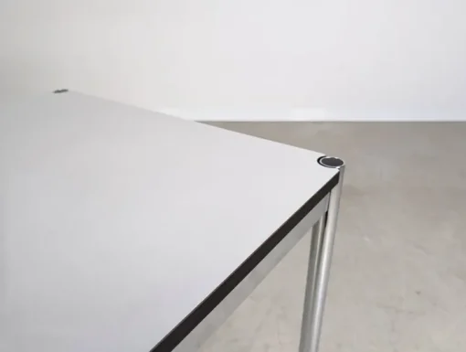 Pamono Small Square White Desk from USM Haller Online