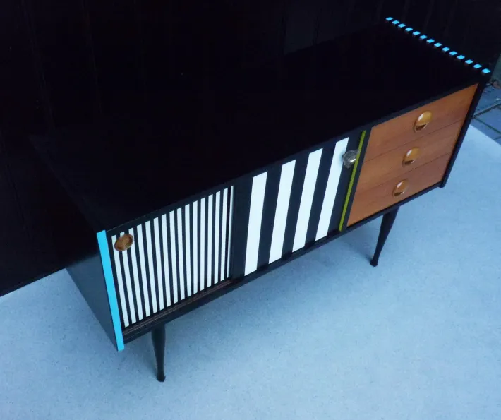 Pamono Small Vintage Chest of Drawers, 1950s