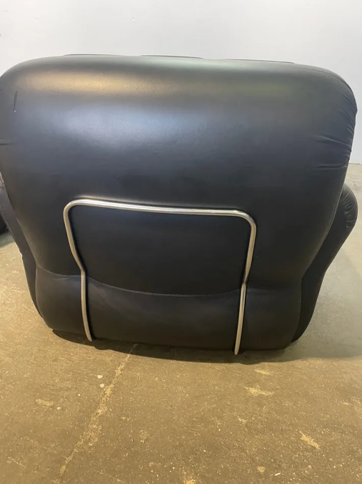 Pamono Sofa and Armchairs in Black Leather by Adriano Piazzesi, 1980s, Set of 3 Online