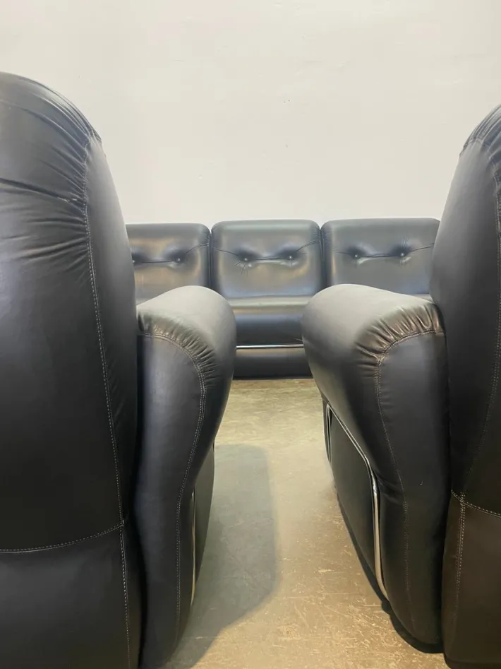 Pamono Sofa and Armchairs in Black Leather by Adriano Piazzesi, 1980s, Set of 3 Online