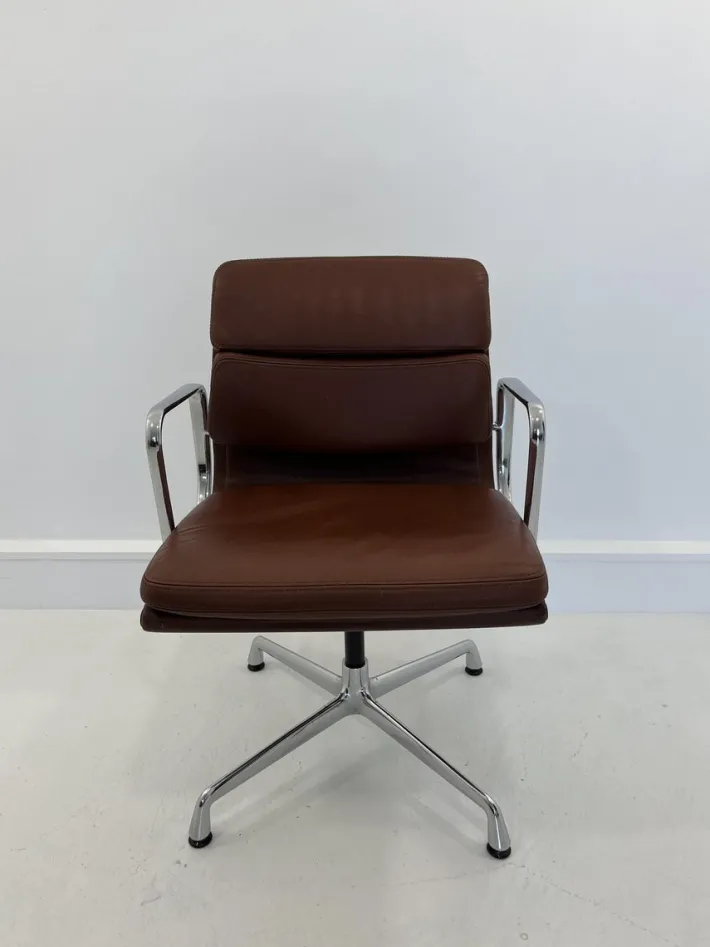 Pamono Soft Pad Chair by Charles and Ray Eames for Herman Miller, 1970s Clearance