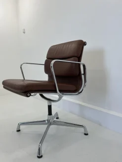 Pamono Soft Pad Chair by Charles and Ray Eames for Herman Miller, 1970s Clearance