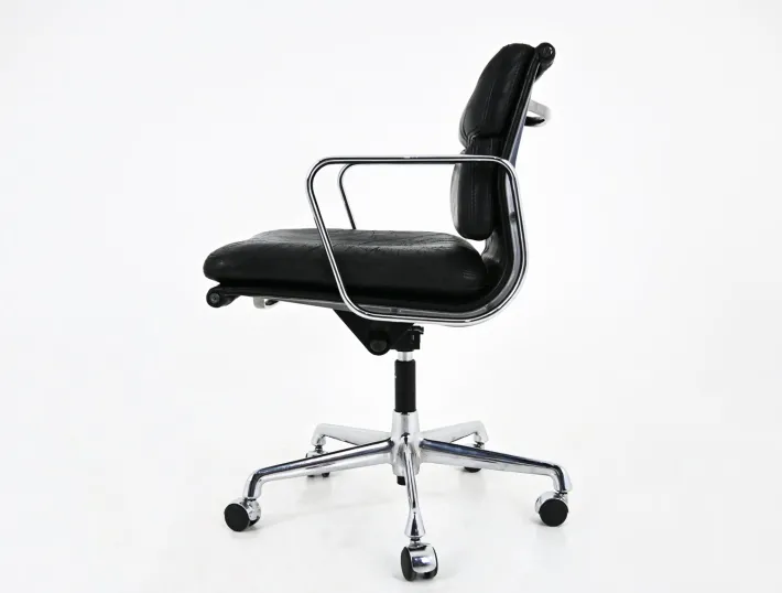Pamono Soft Pad Chair in Black Leather by Charles & Ray Eames for Vitra, 1970s New
