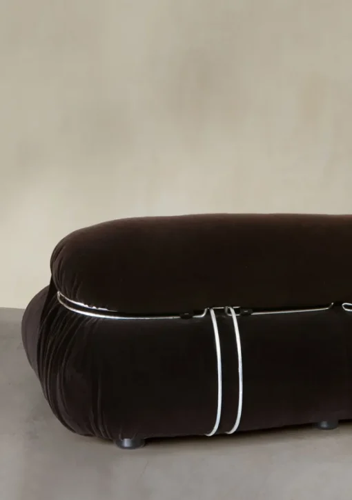 Pamono Soriana Sofa, Armchairs and Ottoman by Afra E Tobia Scarpa for Cassina, 1970s, Set of 4 Outlet