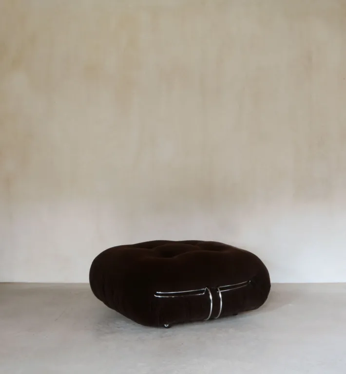 Pamono Soriana Sofa, Armchairs and Ottoman by Afra E Tobia Scarpa for Cassina, 1970s, Set of 4 Outlet
