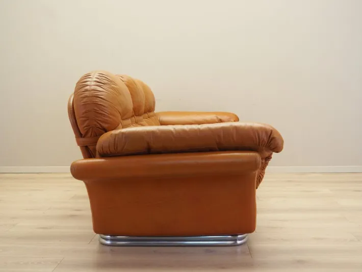 Pamono Space Age Orange Leather Sofa, Italy, 1960s Best