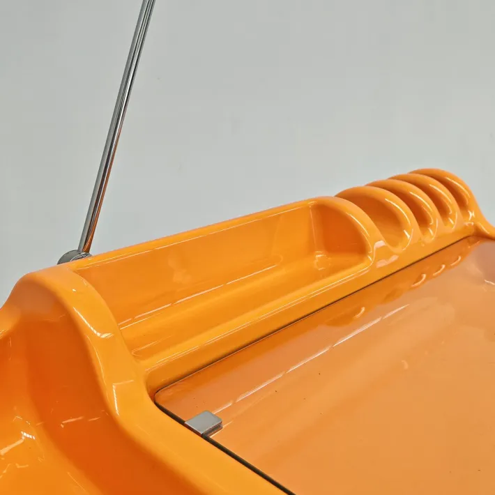 Pamono Space Age Orix Desk by V. Parigi and N. Prina for Molteni, 1971 Discount