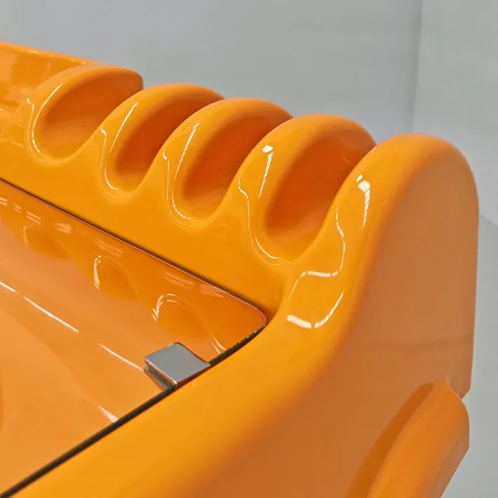 Pamono Space Age Orix Desk by V. Parigi and N. Prina for Molteni, 1971 Discount