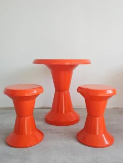 Pamono Space Age Patio Set in Orange Plastic, 1970s, Set of 3 New