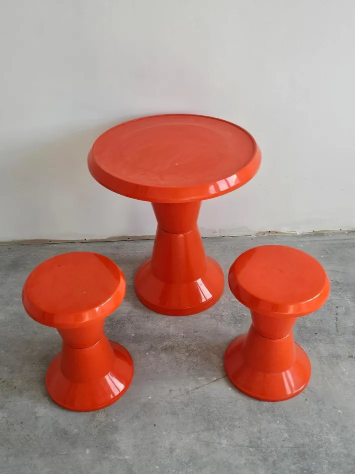 Pamono Space Age Patio Set in Orange Plastic, 1970s, Set of 3 New