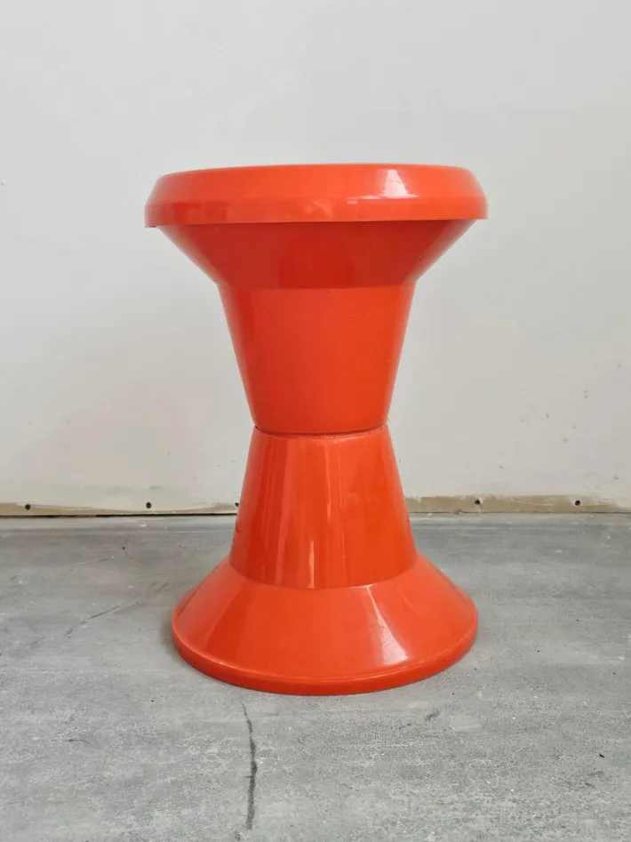 Pamono Space Age Patio Set in Orange Plastic, 1970s, Set of 3 New
