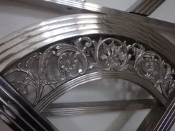 Pamono Spanish Art Deco Nickel Double Bed with Decorative Floral Elements, 1930, Set of 2 Hot