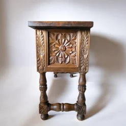 Pamono Spanish Hand Carved Console Table, 1920s Outlet