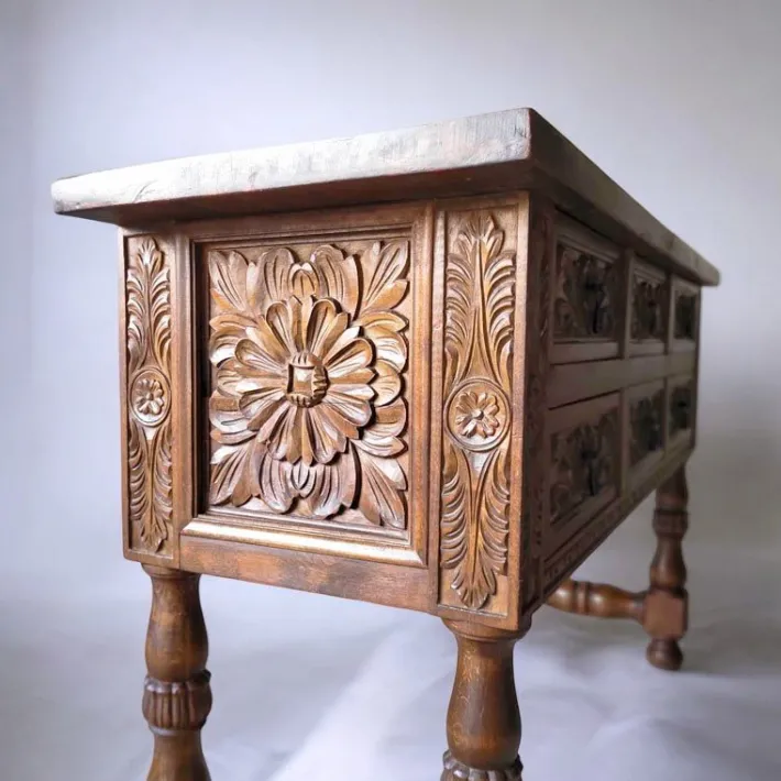 Pamono Spanish Hand Carved Console Table, 1920s Outlet
