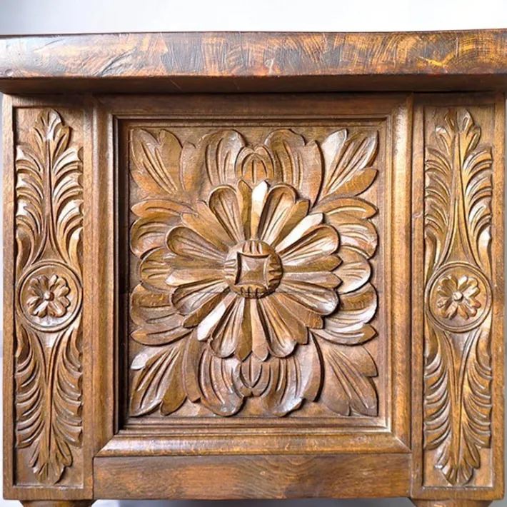 Pamono Spanish Hand Carved Console Table, 1920s Outlet