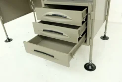 Pamono Spazio Desk by BBPR for Olivetti Synthesis, 1970s Online