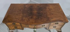 Pamono Super Serpentine Burr Walnut Dressing Table, 1920 Best