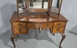 Pamono Super Serpentine Burr Walnut Dressing Table, 1920 Best