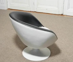 Pamono Swedish Mundo Swivel Lounge Chair by S. M. Wincrantz, 1970s
