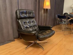 Pamono Swivel Armchair, Denmark, 1960s Outlet