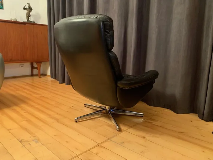 Pamono Swivel Armchair, Denmark, 1960s Outlet