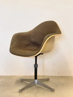 Pamono Swivel Chair attributed to Charles & Ray Eames for Herman Miller, 1970s Online