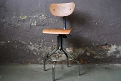 Pamono Swivel Workshop Chair, 1970s New