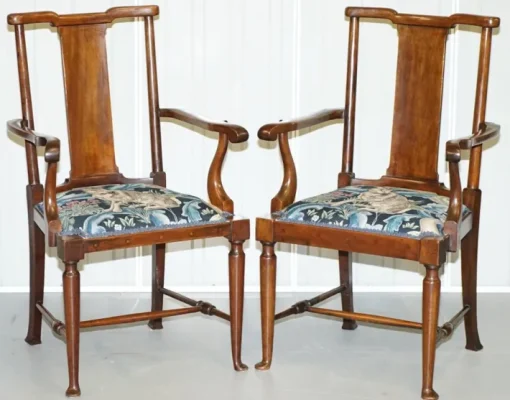 Pamono Tabard Bench & Armchairs in William Morris Upholstery by Richard Norman Shaw, Set of 3 Online