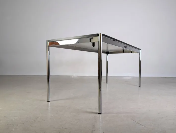 Pamono Table in Resin White from USM Haller