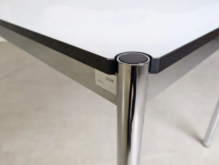 Pamono Table in Resin White from USM Haller