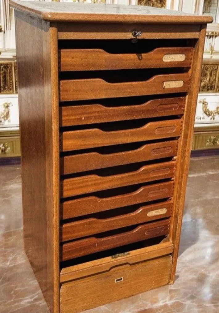 Pamono Tambour Front Filing Cabinet with 9 Drawers New