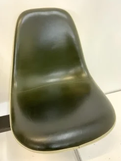 Pamono Tandem Bench in Fiberglas and Leather Seat by Charles & Ray Eames for Herman Miller, 1960s Discount