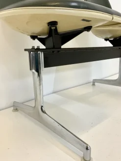 Pamono Tandem Bench in Fiberglas and Leather Seat by Charles & Ray Eames for Herman Miller, 1960s Discount