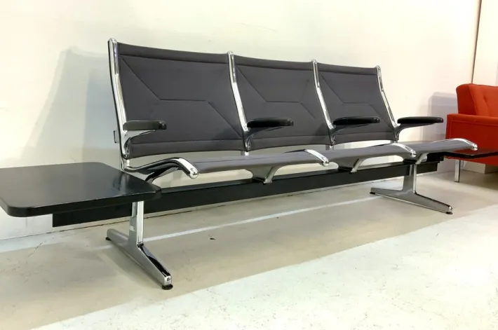Pamono Tandem Sling Airport Seat Bench with Table by Charles & Ray Eames for Herman Miller, 1960s, USA Outlet