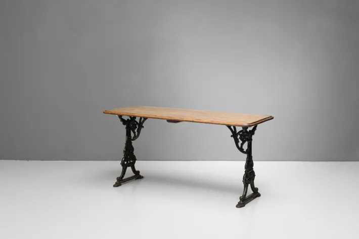 Pamono Tavern Table, United Kingdom, 1870s Hot