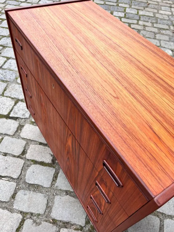 Pamono Teak Chest of Drawers, Denmark Outlet
