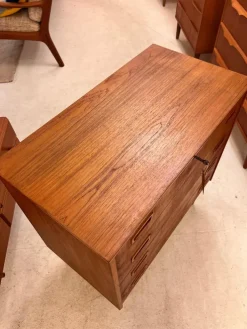 Pamono Teak Chest of Drawers with Lock, Denmark Best