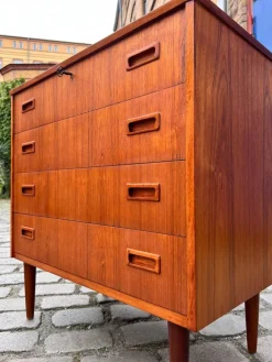 Pamono Teak Chest of Drawers with Lock, Denmark Best