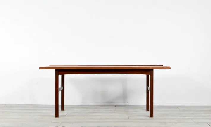 Pamono Teak Coffee Table from Anton Kildeberg Møbelfabrik, 1960s Outlet
