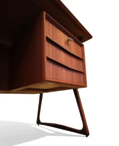 Pamono Teak Desk from Sibast Møbler, 1960s Discount