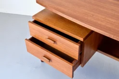 Pamono Teak Desk with Floating Top from G-Plan, 1960s Best