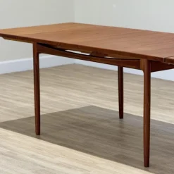 Pamono Teak Extendable Dining Table by Kofod Larsen for G-Plan, 1960s Hot