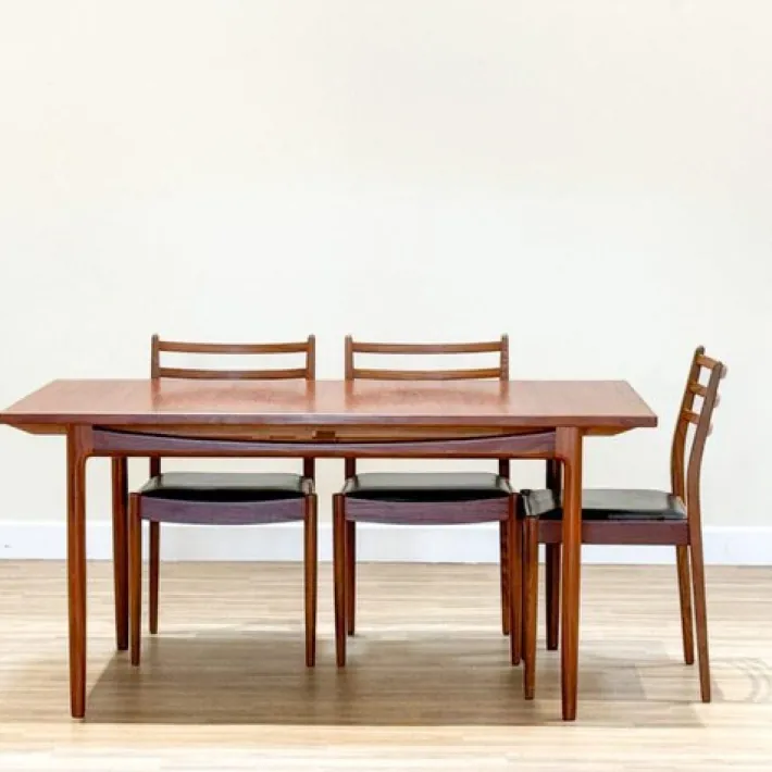 Pamono Teak Extending Dining Table by Kofod Larsen for G-Plan, 1960s Discount