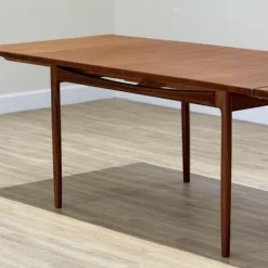 Pamono Teak Extending Dining Table by Kofod Larsen for G-Plan, 1960s Discount