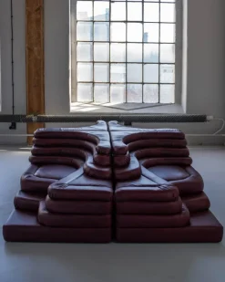 Pamono Terrazza Landscapes in Burgundy Leather by Ubald Klug for de Sede, 1970s, Set of 4 Outlet