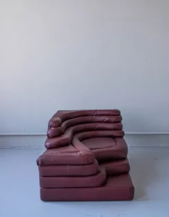 Pamono Terrazza Landscapes in Burgundy Leather by Ubald Klug for de Sede, 1970s, Set of 4 Outlet