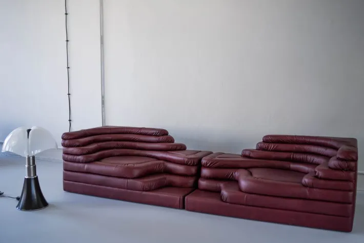 Pamono Terrazza Landscapes in Burgundy Leather by Ubald Klug for de Sede, 1970s, Set of 4 Outlet