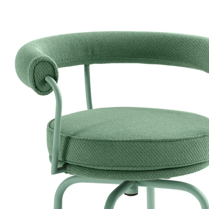 Pamono Textured Black Lc7 Outdoor Chair by Charlotte Perriand for Cassina Discount